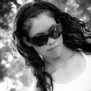 Meet your Posher, Ely